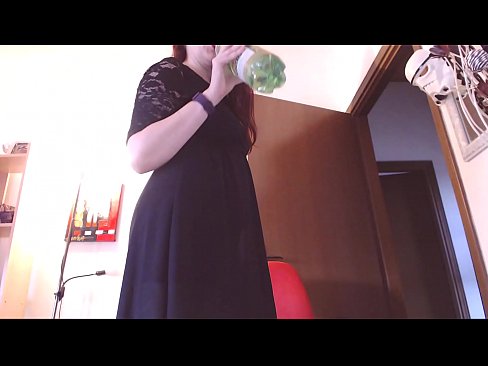 ❤️ Servus submissivus, qui sordidam et luculentam pantias amat, masturbari cogitur cum hoc video spectans! Porn video apud nos
